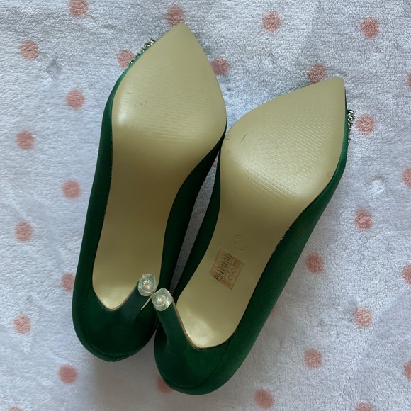 BIGTREE Green Satin Jeweled Heels – Size 38 - Picture 6 of 8